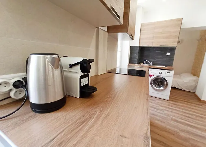 Viva Riviera 6 Rue Commandant Andre